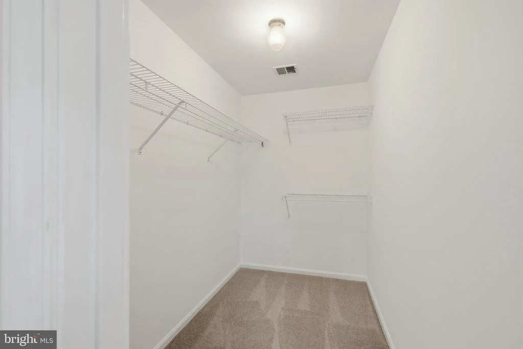 Photo of 1429 LONGHILL DRIVE