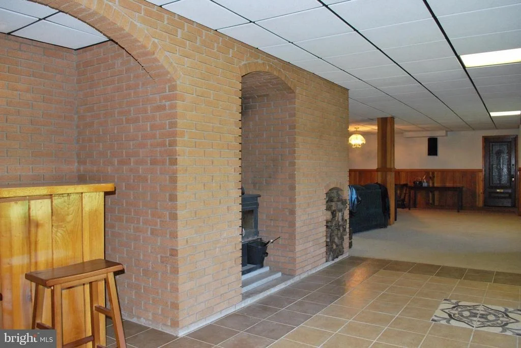 Photo of 2460 MULLINIX MILL ROAD