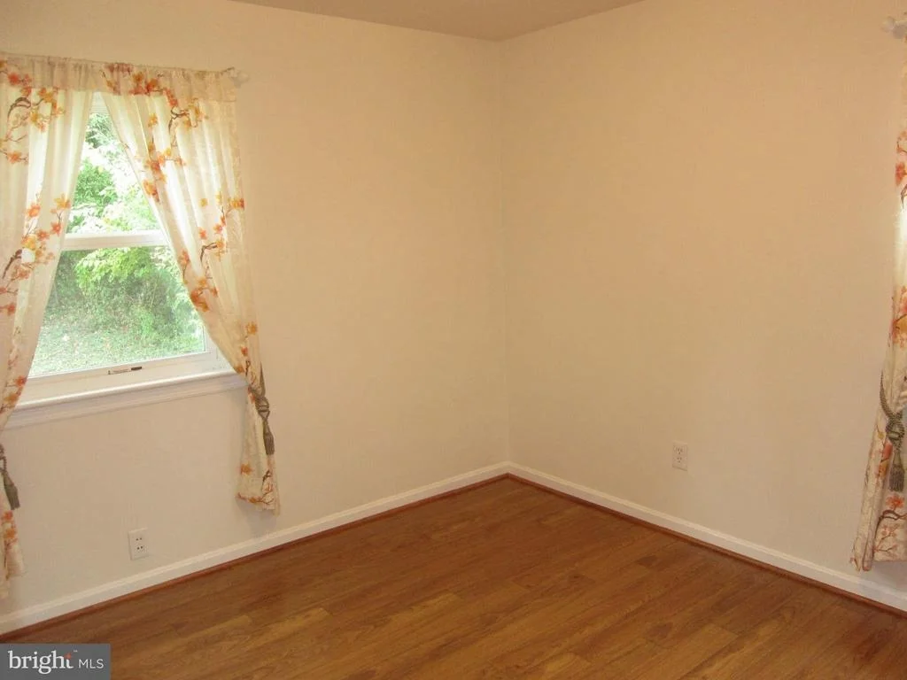 Photo of 1309 RUPPERT ROAD