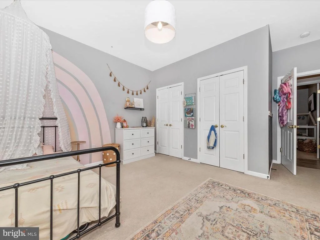 Photo of 84 GORDON DRIVE
