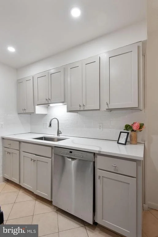 Photo of Unit 602B at 11600 STONEVIEW SQUARE