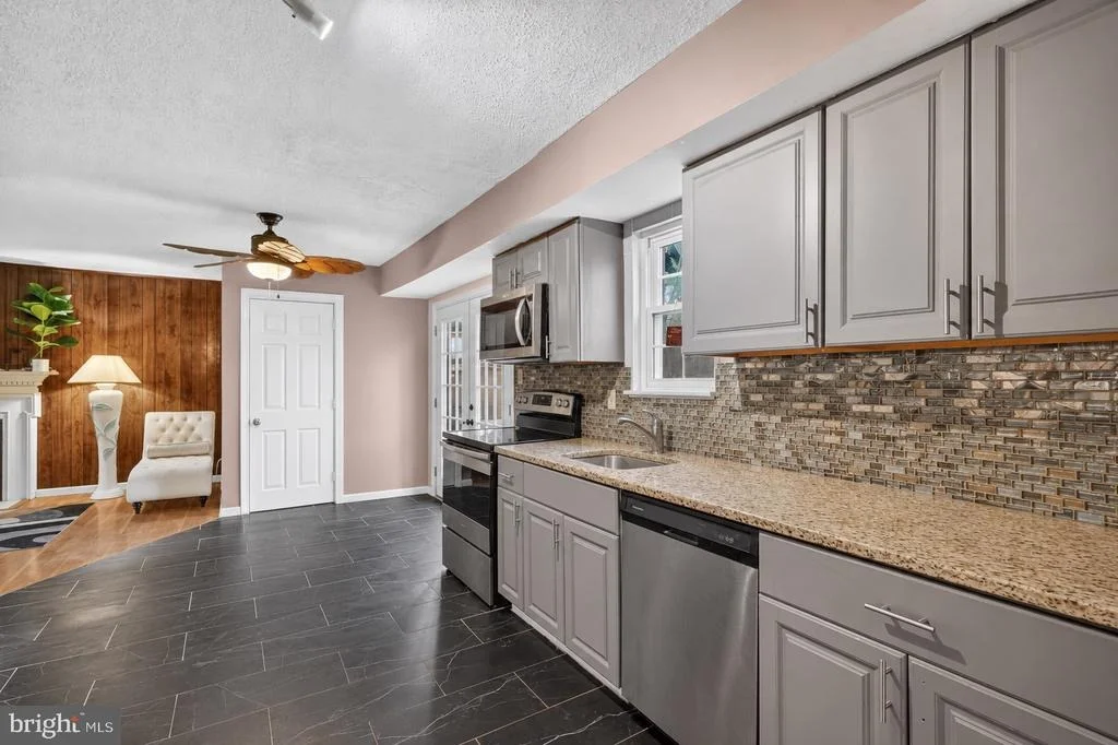 Photo of 11004 ELON DRIVE