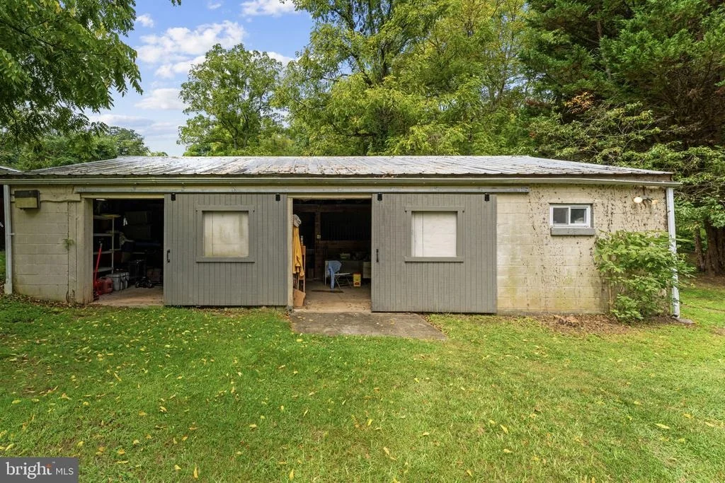 Photo of 39902 THOMAS MILL ROAD