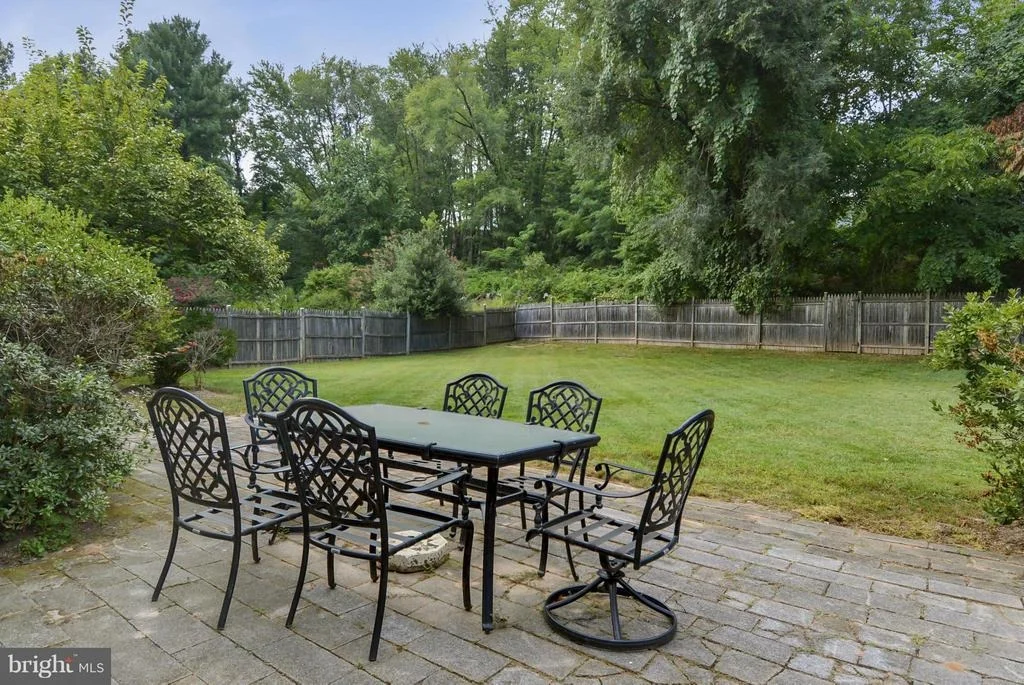 Photo of 21 STONEGATE DRIVE