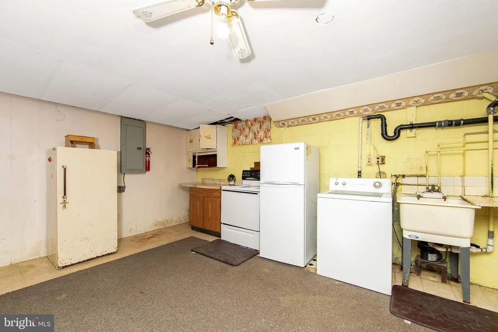 Photo of 313 KINGS HIGHWAY