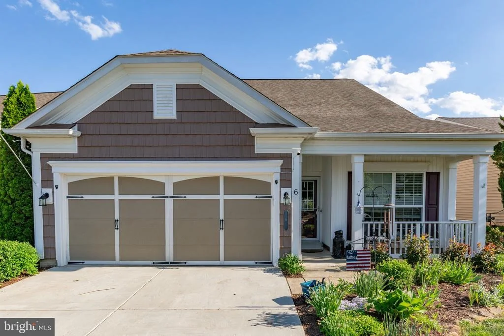 Photo of 6 WHALEBACK LANE