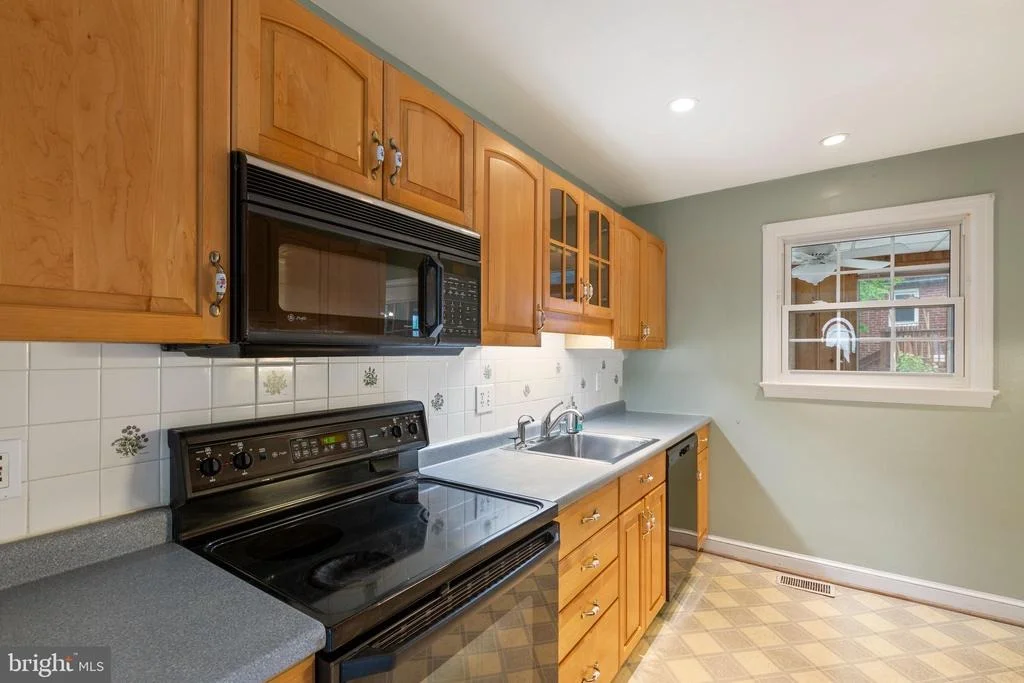 Photo of 1701 GLENKARNEY PLACE