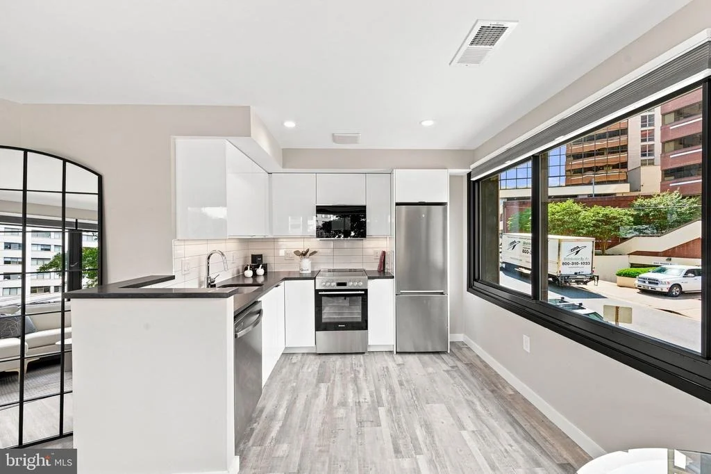 Photo of Unit 203 at 700 ROEDER ROAD