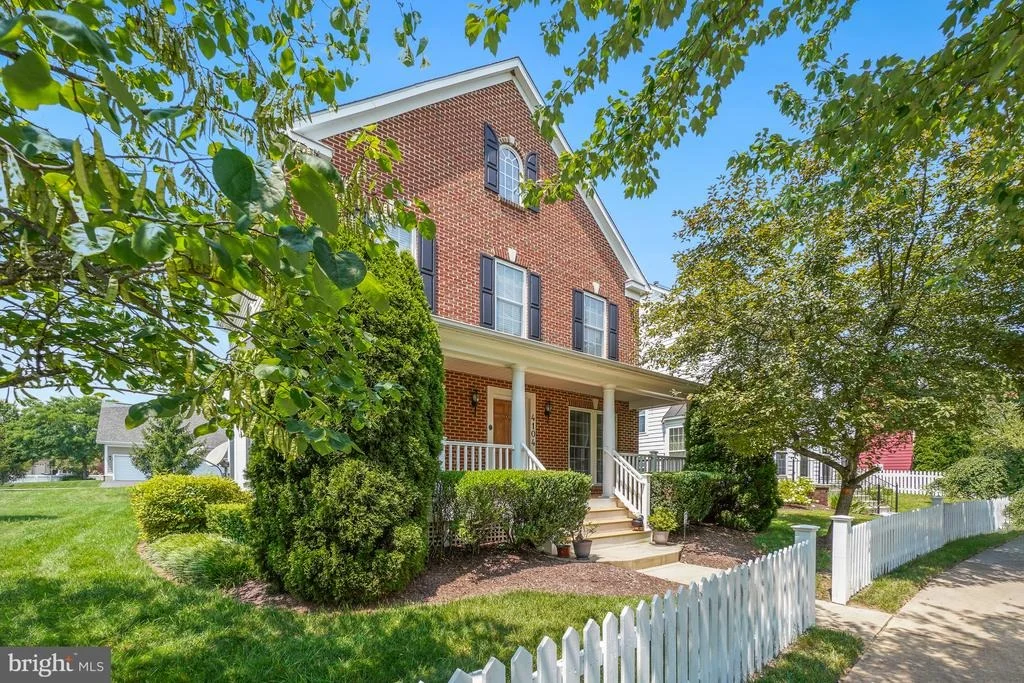 Photo of 4104 TOTTENHAM STREET