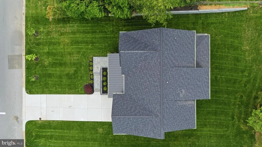 Photo of 9617 OLD SPRING ROAD