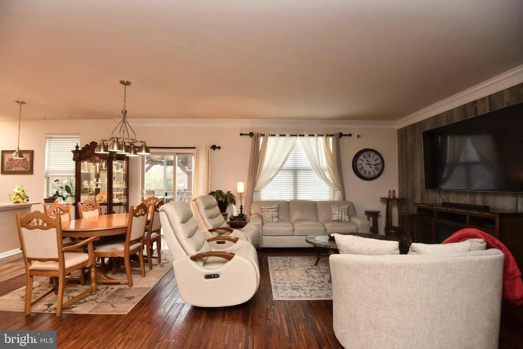 Photo of 881 SHADOWS DRIVE