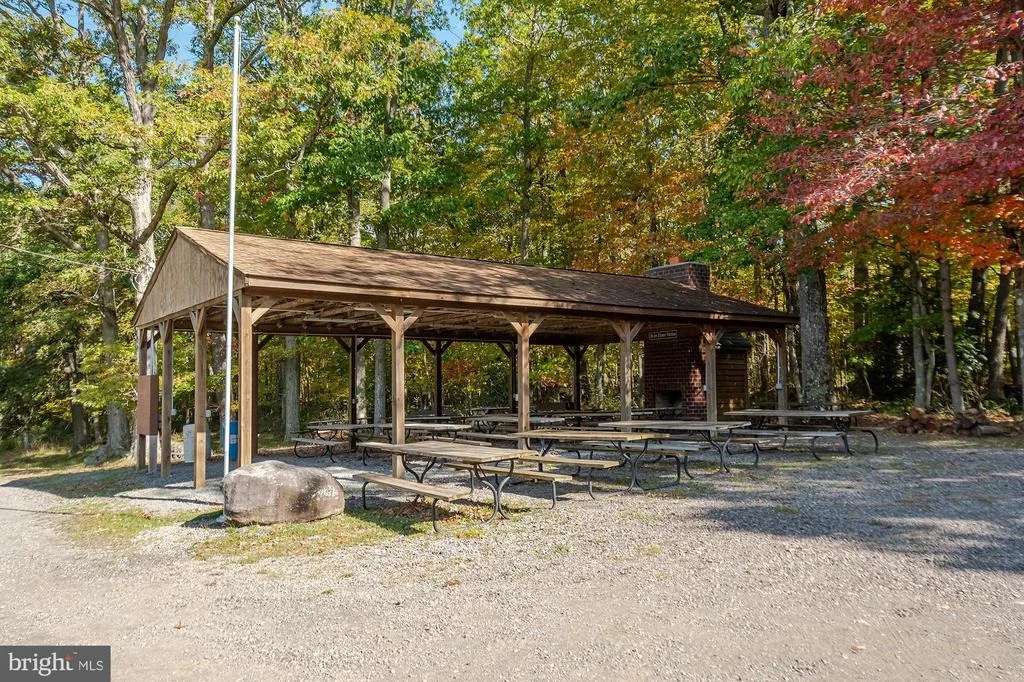 Photo of 233 RHODODENDRON DRIVE