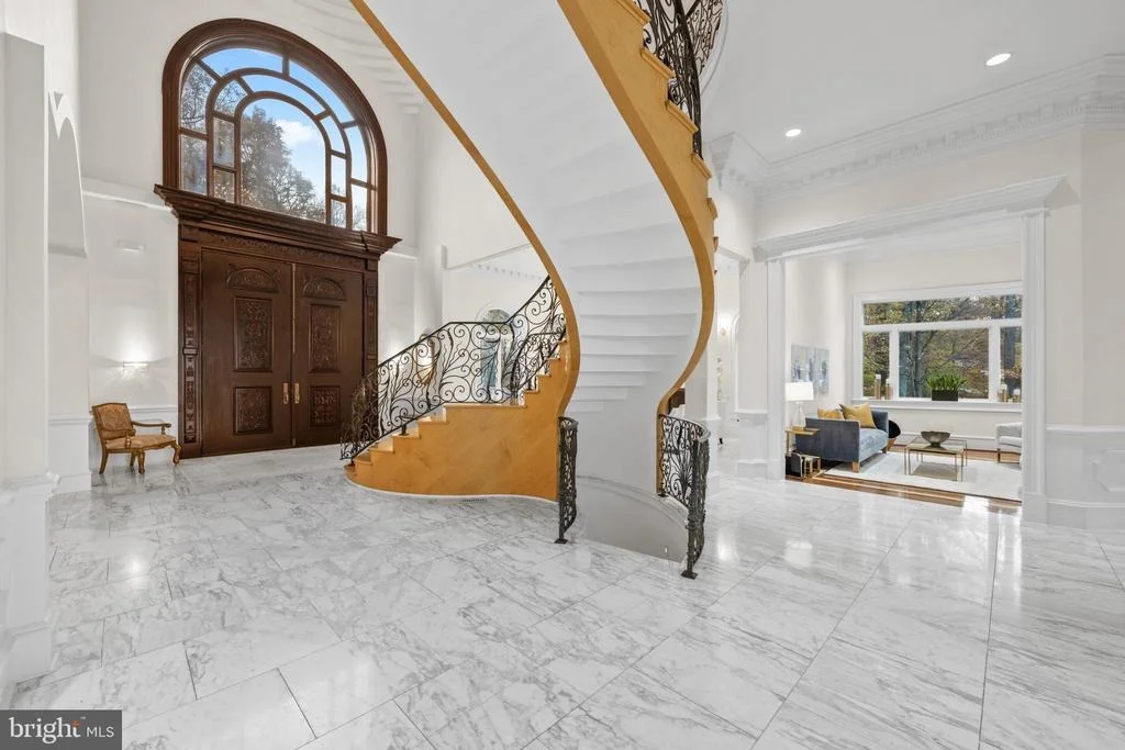 Photo of 612 RIVERCREST DRIVE