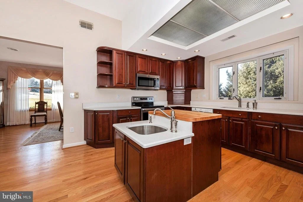 Photo of 3101 PHEASANT RUN