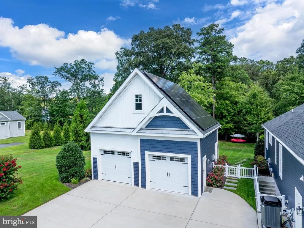 Photo of 19068 WINTERBERRY STREET