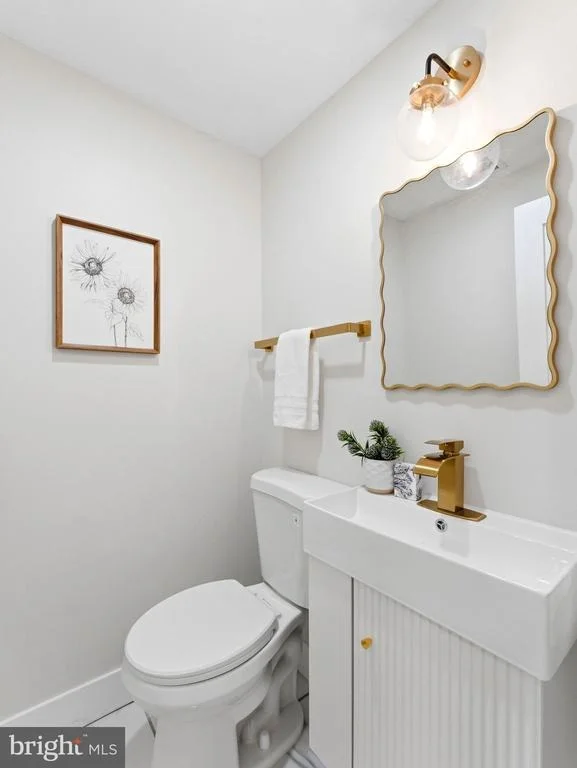 Photo of 206 RAMBLEWOOD