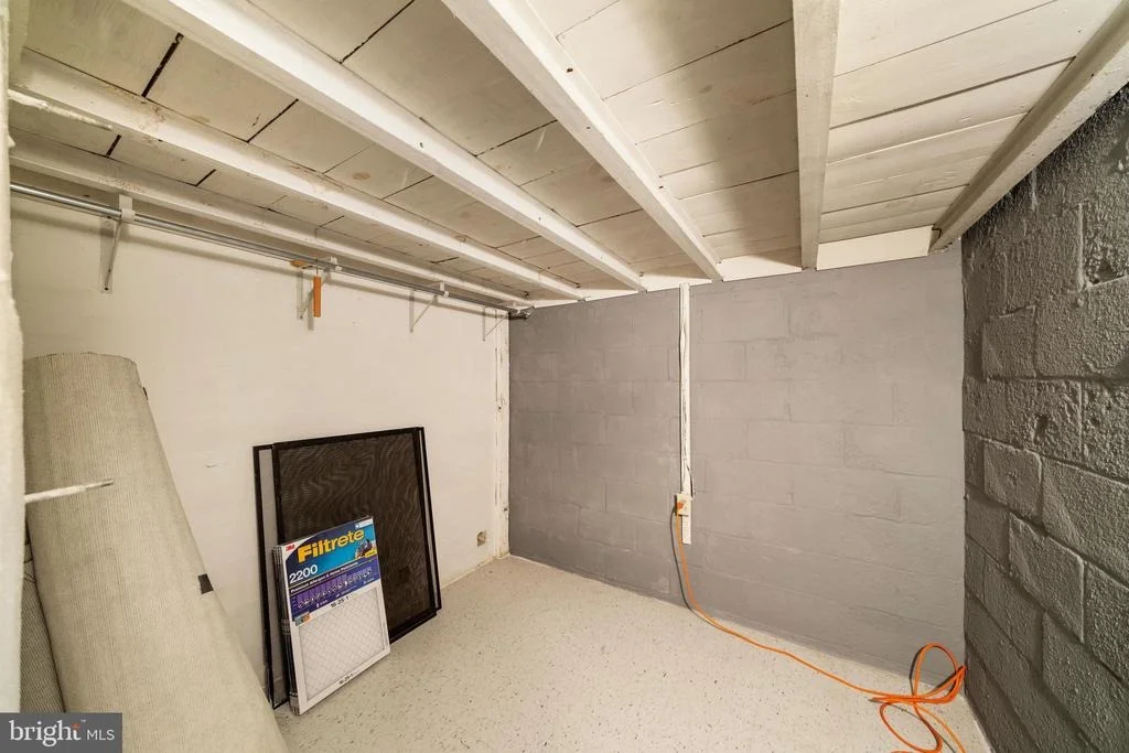 Photo of 1509 VIVIAN PLACE