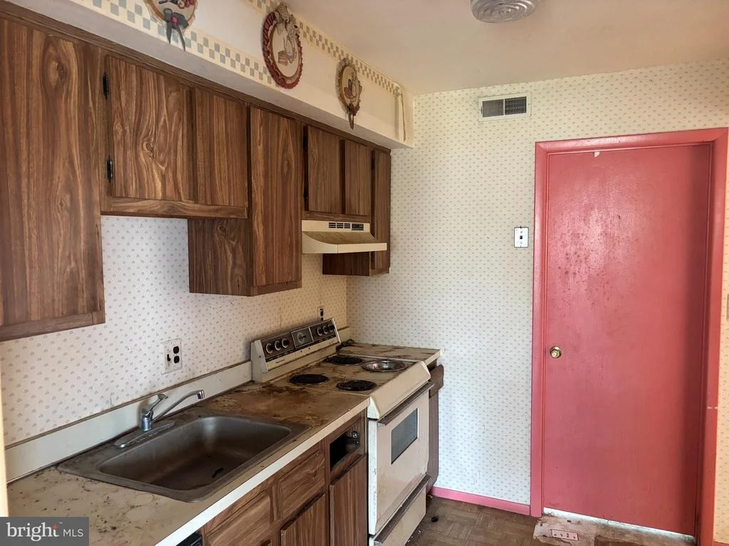 Photo of 22 GREENWICH DRIVE