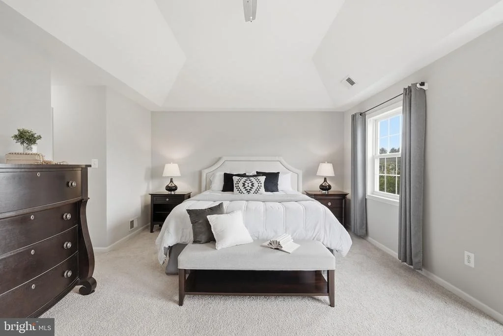 Photo of 44028 TAVERN DRIVE