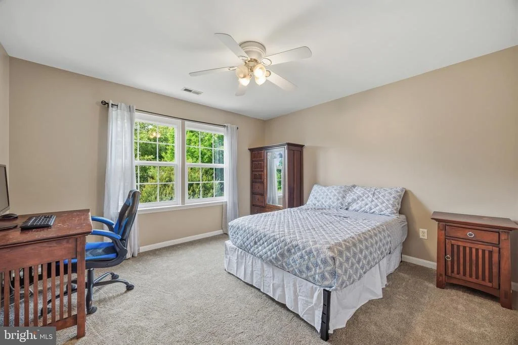 Photo of 2416 VALLEY BROOK LANE