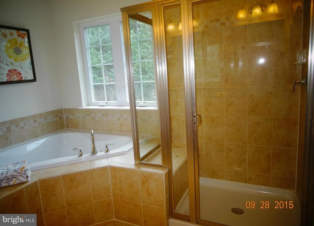 Photo of 7858 SUNHAVEN WAY