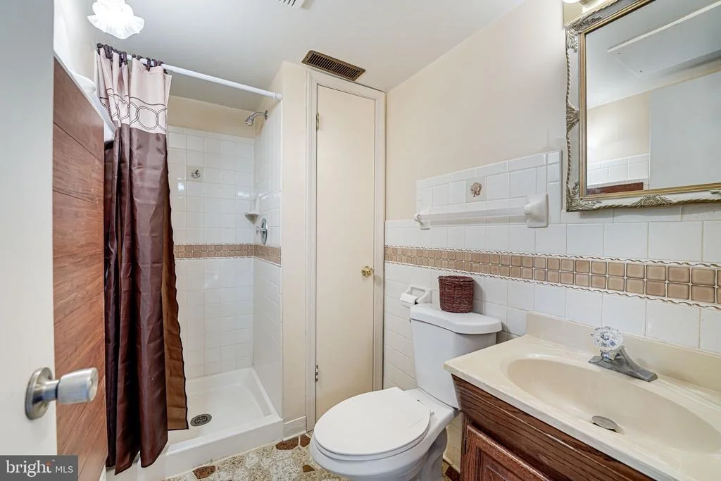 Photo of 8132 HILLCREST DRIVE