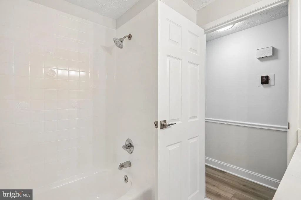 Photo of 6612 SEWARD ROAD