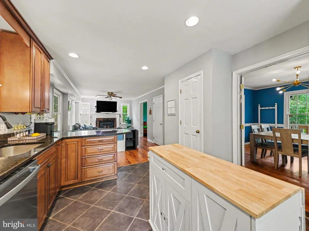 Photo of 206 BULKHEAD COVE