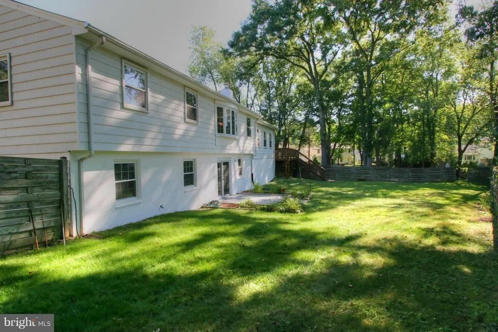 Photo of 16101 ROBLYNN COURT