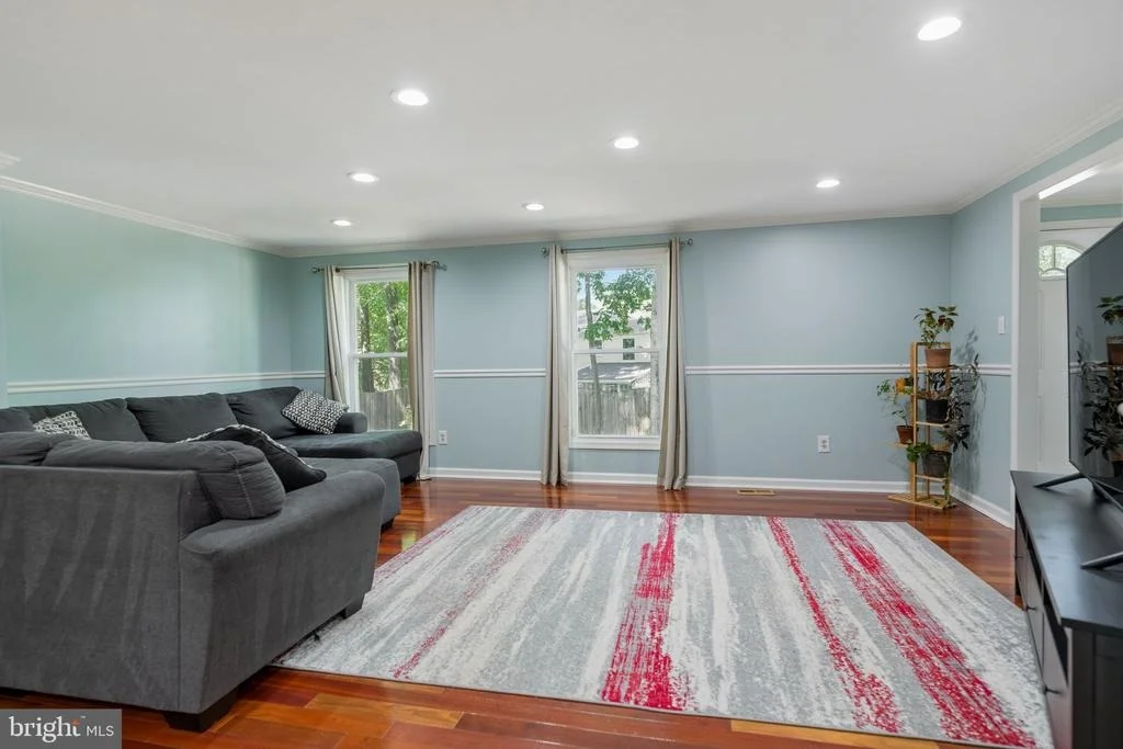 Photo of 15919 FAIRWAY DRIVE