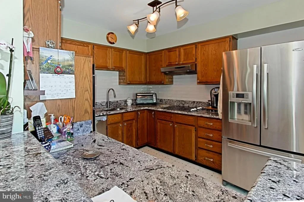 Photo of 8714 CENTER ROAD