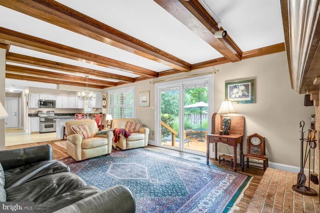 Photo of 9344 MOUNT VERNON CIRCLE