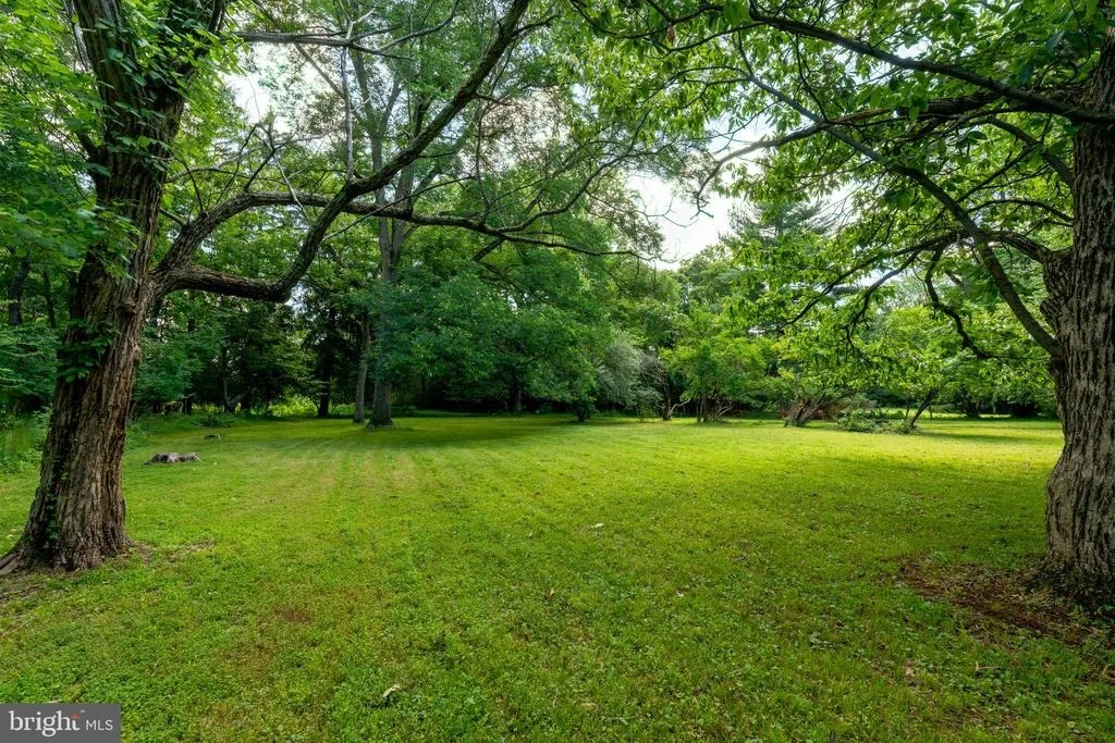 Photo of 158 CARTER ROAD