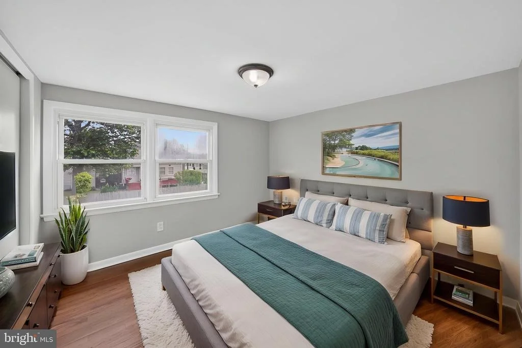 Photo of 520 RANDALL AVENUE
