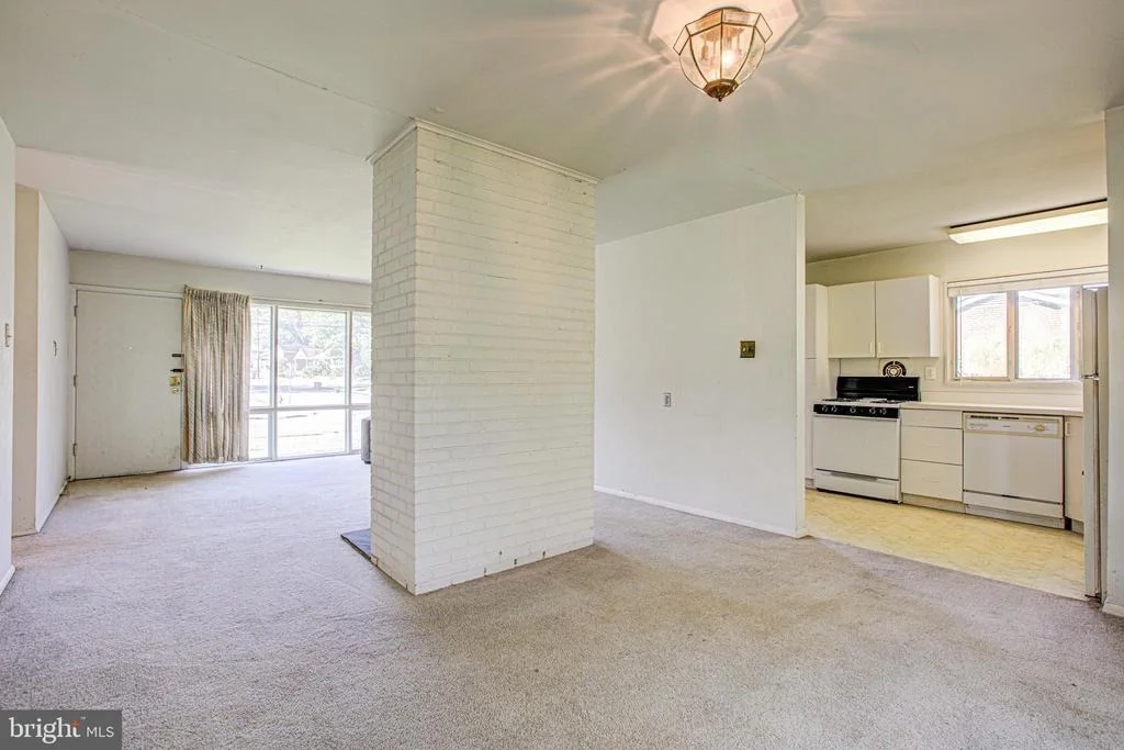 Photo of 7420 AXTON