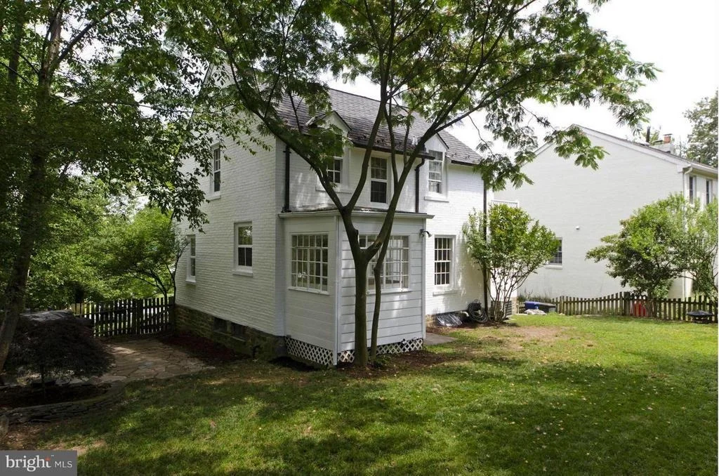 Photo of 6016 FORT HUNT ROAD
