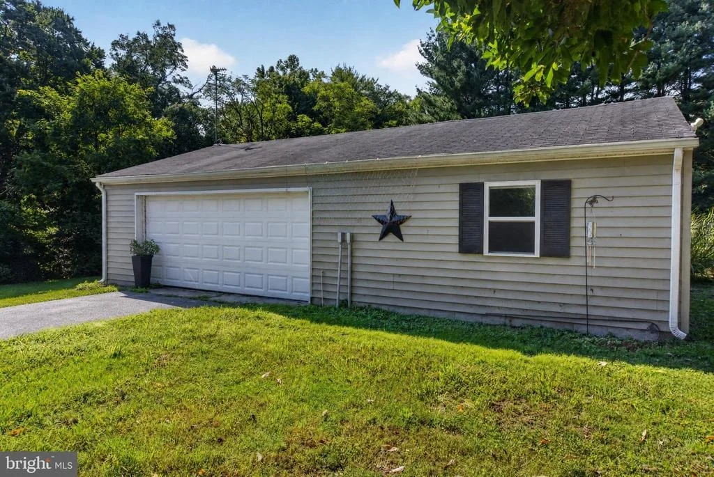 Photo of 24775 LANGFORD ROAD