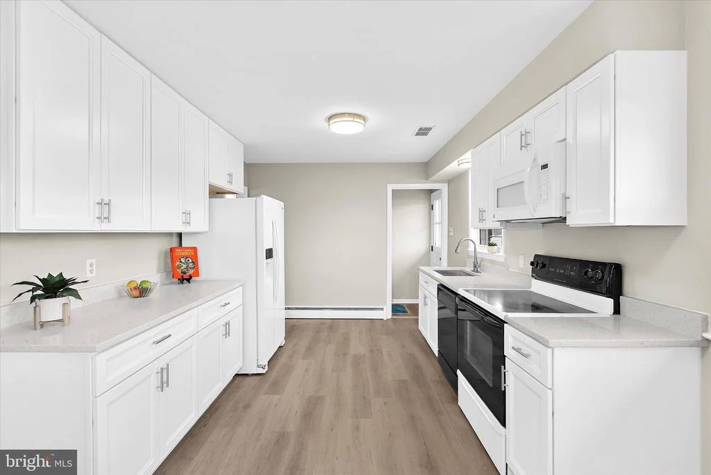 Photo of 8421 SPRING ROAD