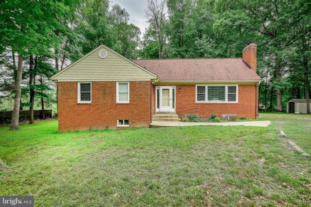 Photo of 11730 CLOPPER ROAD