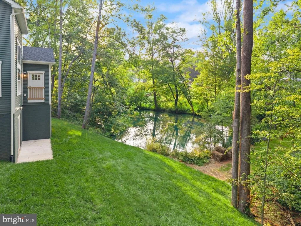 Photo of 8020 PINNACLE RIDGE DRIVE