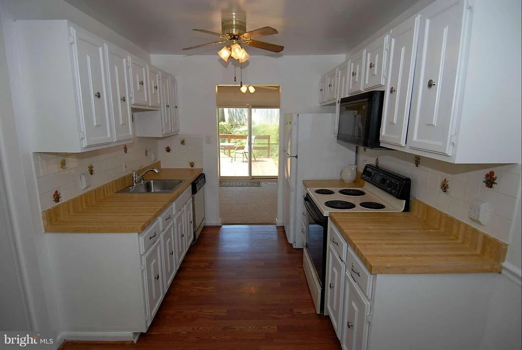 Photo of 5 FULLVIEW COURT