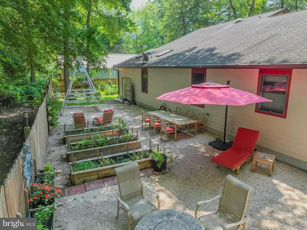 Photo of 39 N PRIMROSE LANE