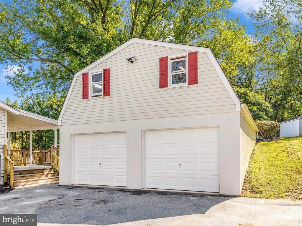 Photo of 7291 BEECHTREE LANE