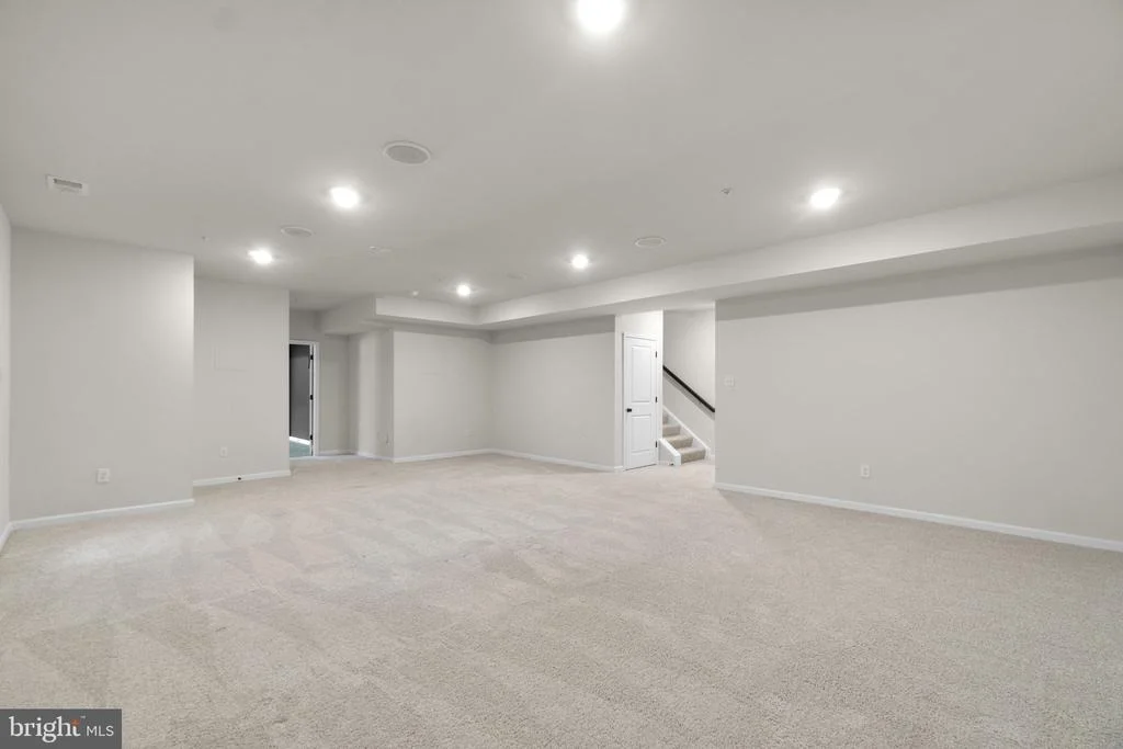 Photo of 688 NORTH CHANDLER DRIVE