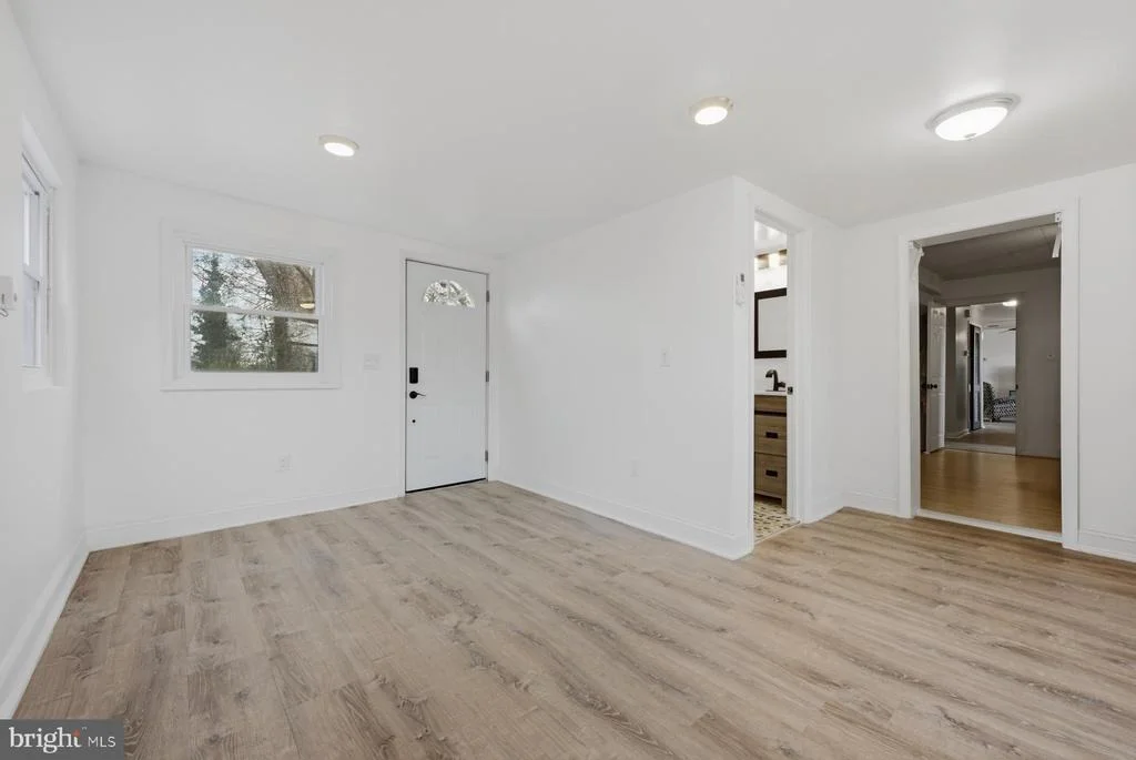 Photo of 1110 MURRAY DRIVE