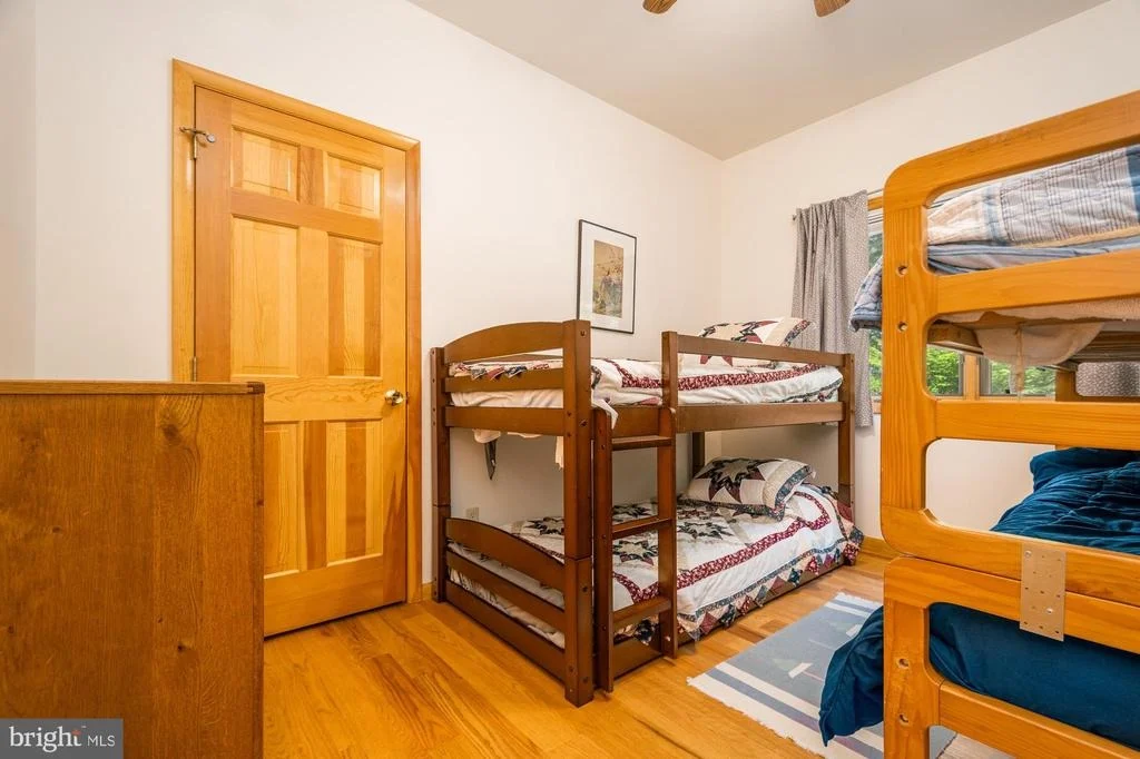 Photo of 2895 TURKEY NECK ROAD