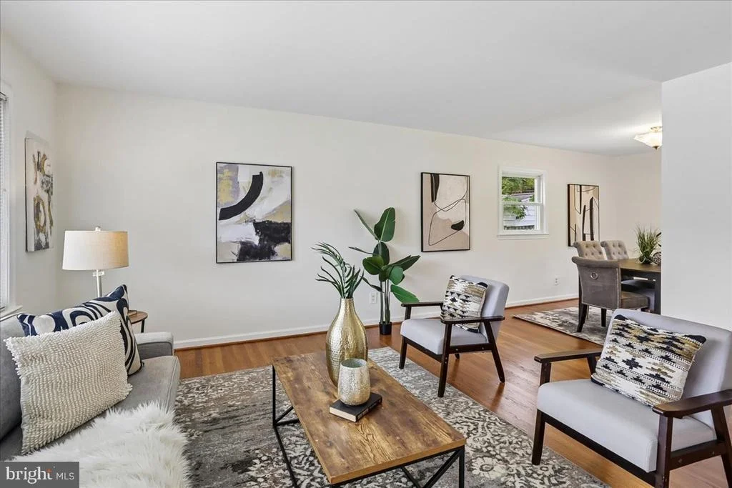Photo of 3604 HERITAGE LANE