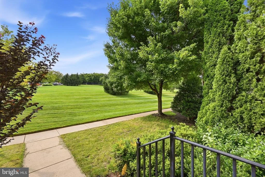 Photo of 17037 LOFTRIDGE LANE