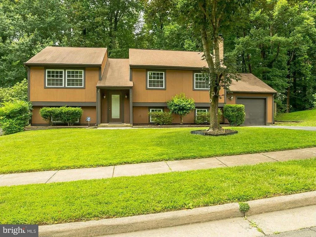 Photo of 7908 HILL STREAM COURT