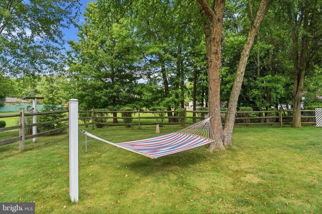 Photo of 14 BOWFIN DRIVE